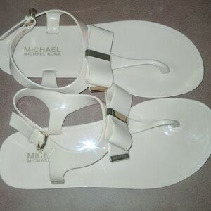 Michael Kors Cream Patent Bow T-strap Sandals